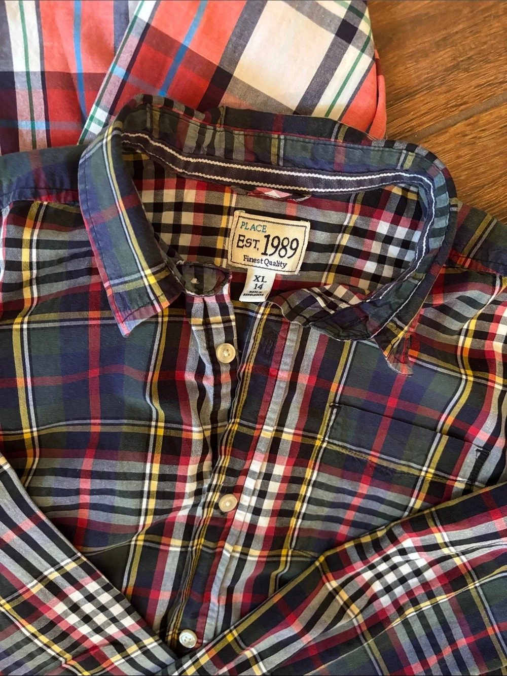 EUC The Children’s Place Boys’ Plaid Button-Down Shirts Lot (2)